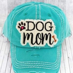 🐾 ladies distressed Dog mom hat🐾